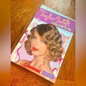 Taylor Swift Book